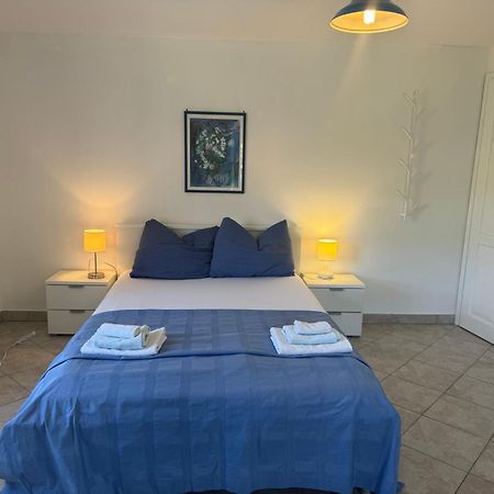 Mediterranes Ferienhaus M. Terrasse Велі-Лошинь Екстер'єр фото