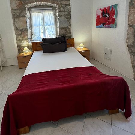 Mediterranes Ferienhaus M. Terrasse Велі-Лошинь Екстер'єр фото