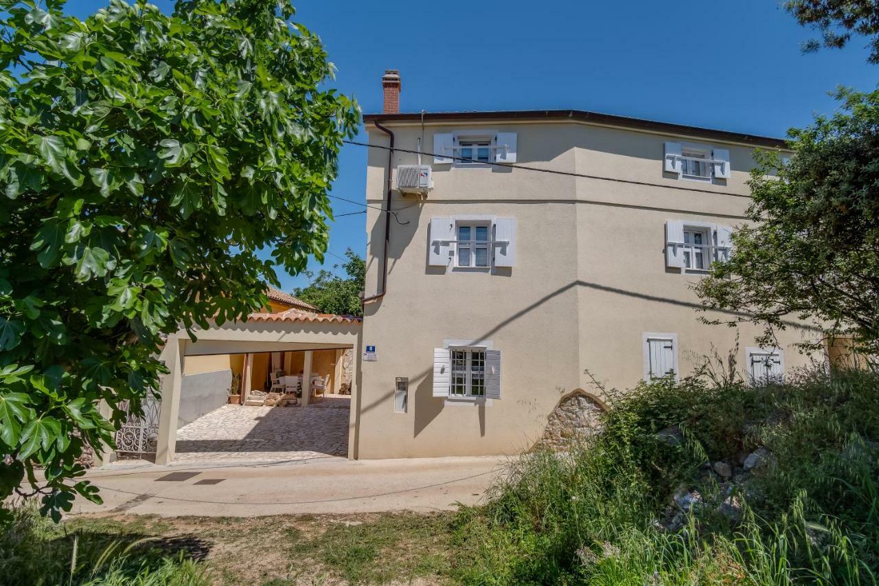 Mediterranes Ferienhaus M. Terrasse Велі-Лошинь Екстер'єр фото